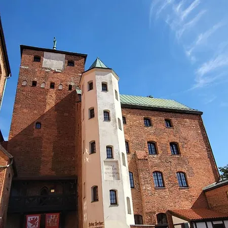 Solaris 711, Sea View. * ダルウォボ