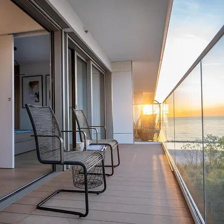 Solaris 711, Sea View. アパート ダルウォボ